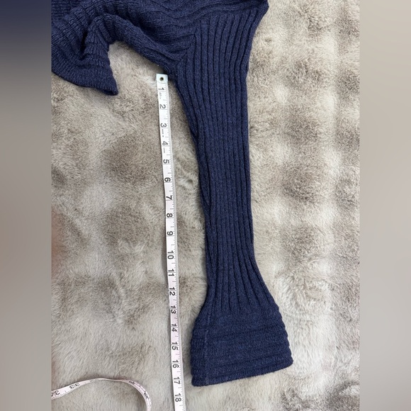 Sarah Pacini Ribbed Indigo Cropped Knit Sweater OS - Picture 11 of 11